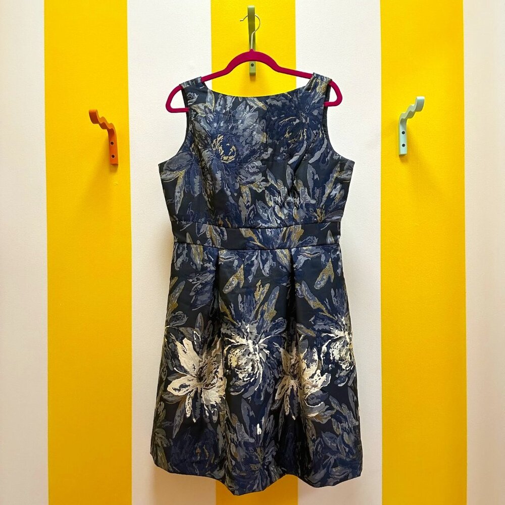 Navy Floral Formal Fit & Flare Sleeveless with deep v in the back Size 14